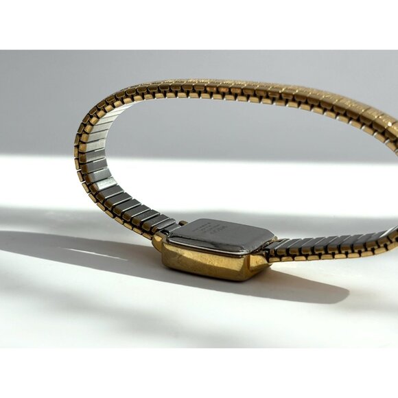 Pulsar V811-X055 Gold Toned Ladies Vintage Wristwatch - 18mm - WORKS! - Picture 8 of 14